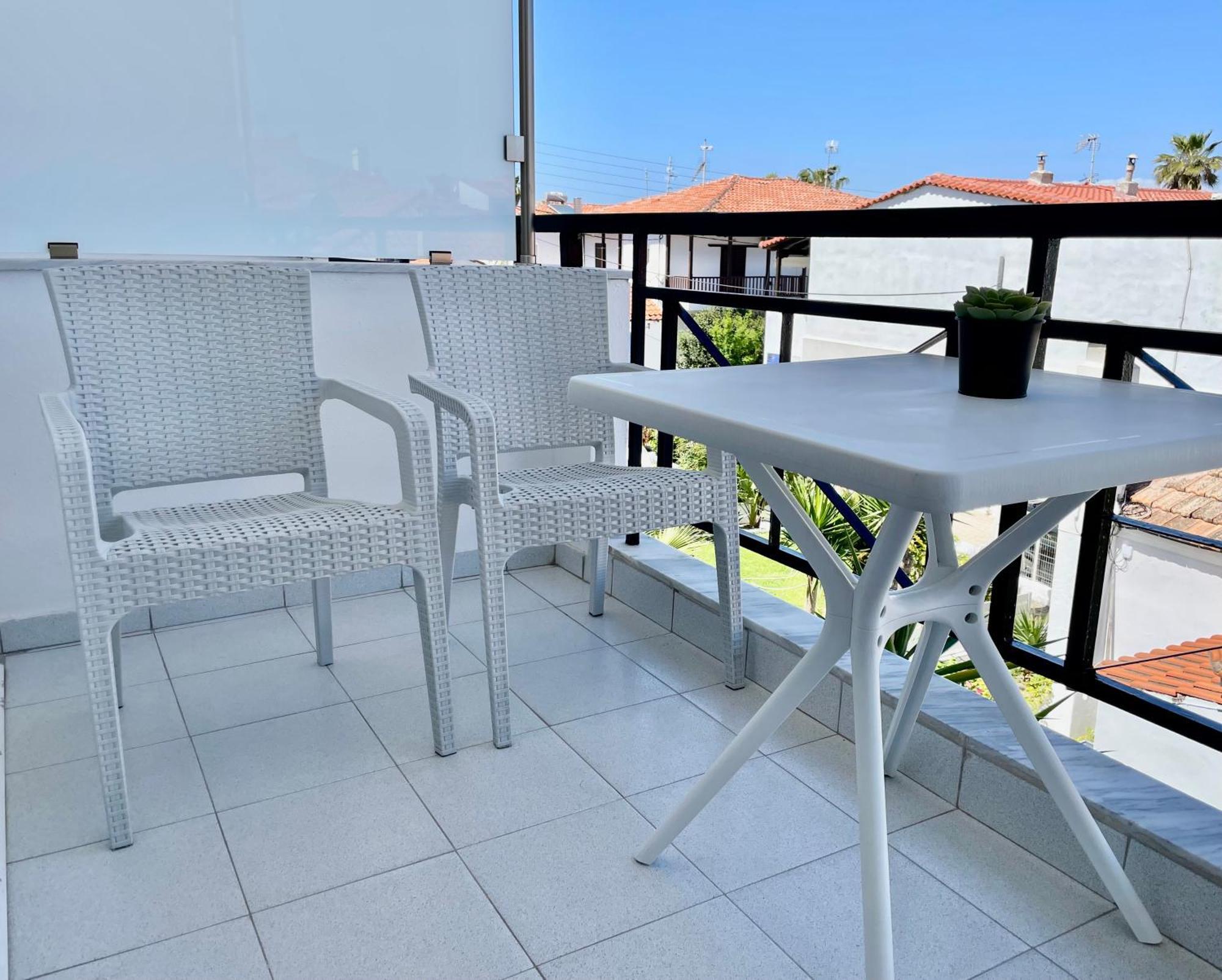 Thalassa Garden Studios Пефкохори Екстериор снимка